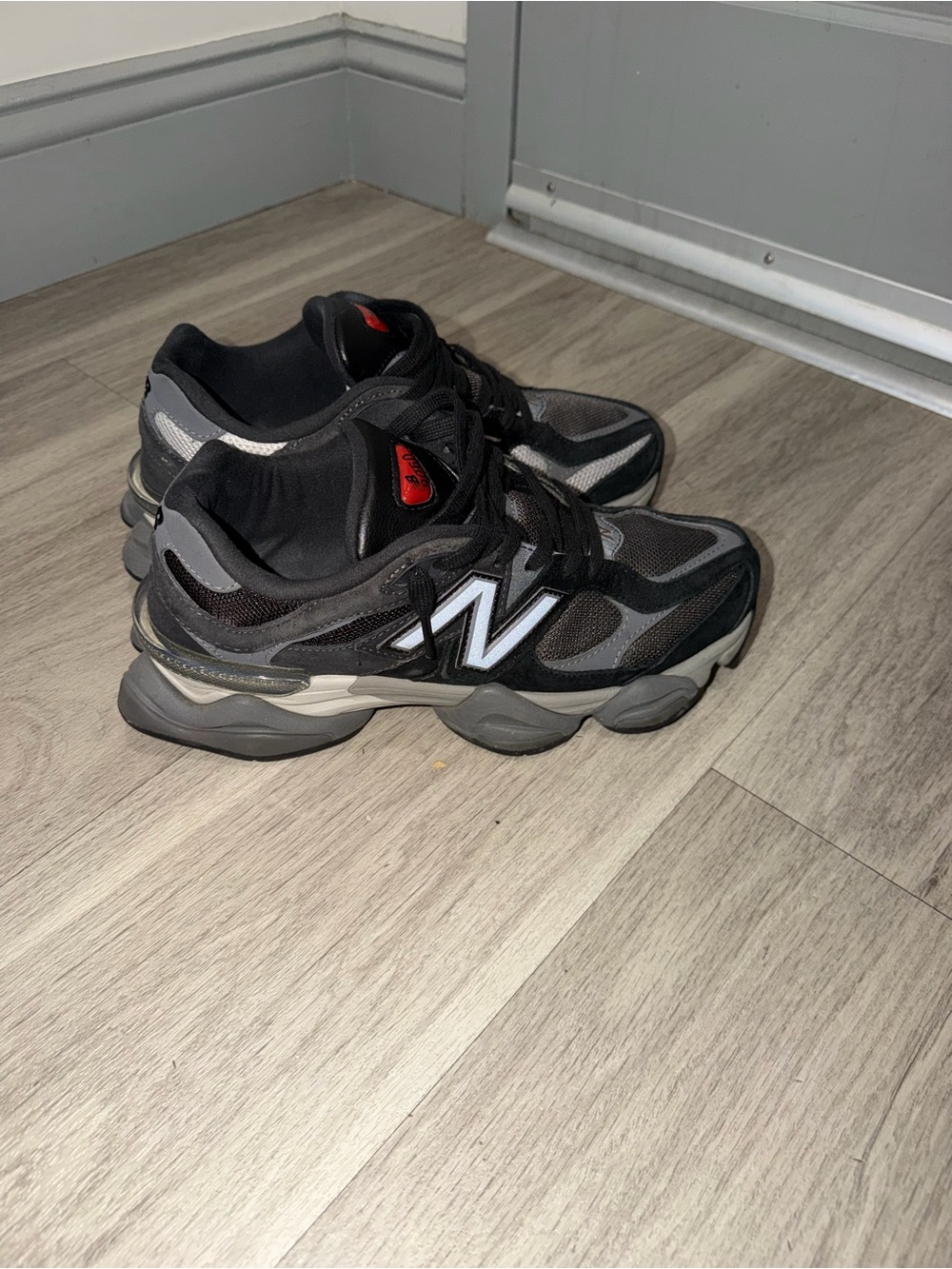 New Balance Black and Gray Men's Athletic Mesh Sneakers